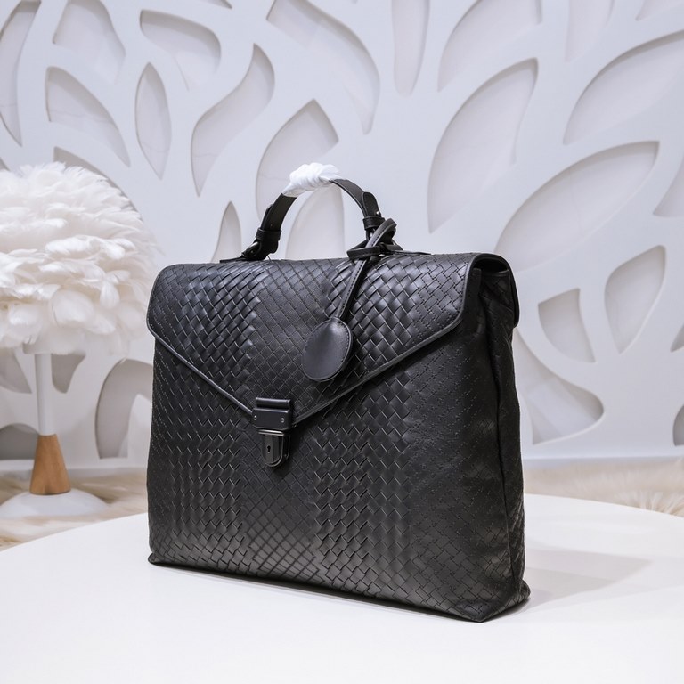 BV-latest men's handbags   original quality official synchronization using the top waxed tire cowhide feel awesome counter original hardware unique design style perfect to the extreme details of the workmanship exquisite