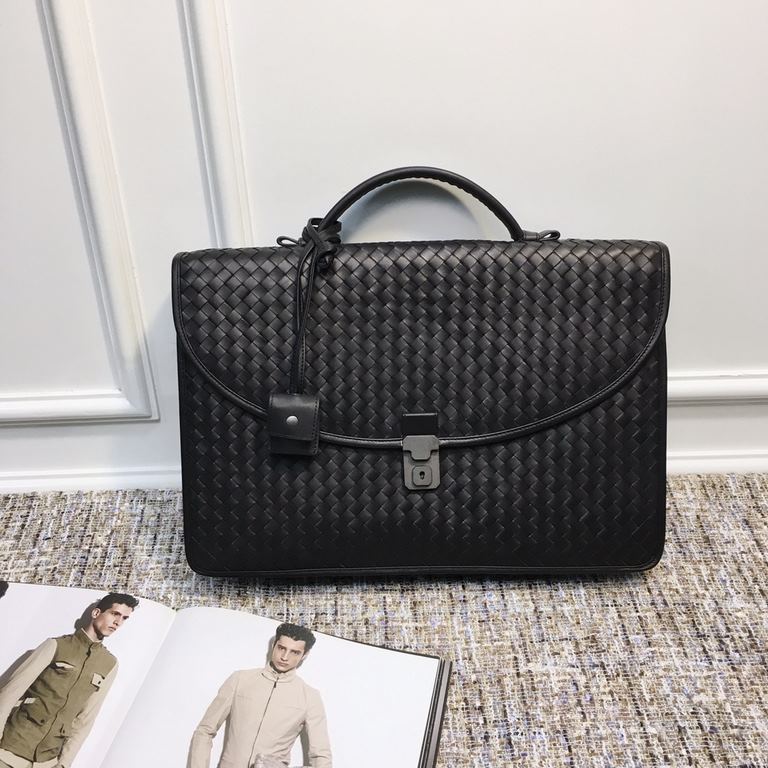 Woven briefcase Imported fetal cowhide leather hand-woven Zipper closure  Size 40827cm