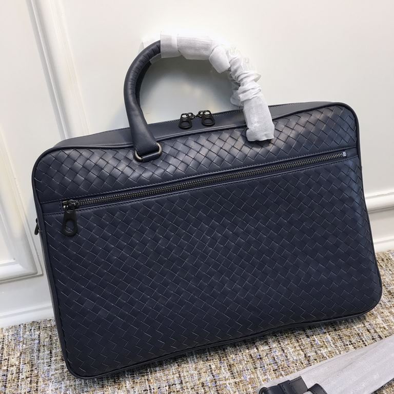 Men's Fat Briefcase Tire Cowhide Leather Pure Hand-Woven Large Capacity Full Leather Shoulder Strap Can be HandheldCrossbody, Handsome! [Delightful] Size 42×8×28cm