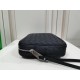 [BV Waxed Tire Cowhide Clutch] Explosion. Size 25x17x5cm- Zipper closure.- Interior lined with 1 insert pocket, 1 zipper pocket and internal pockets- Size is moderate, can organize cell phones and electronic products.- S