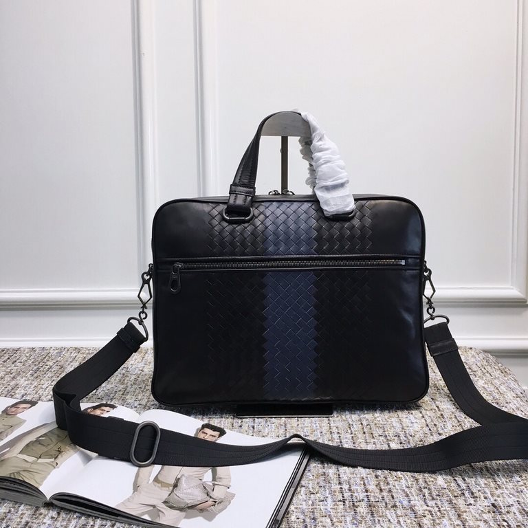 New Briefcase This slim briefcase highlights a beautifully architectural woven pattern that exquisitely blends signature Club craftsmanship with tire leather trim. The result of hours of delicate craftsmanship, this piec