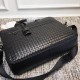 Bag King arrived, the use of top tire cowhide hand-woven dense and orderly, texture strong sense of three-dimensional  unique aura is not every bag can do   Size 39  15  28cm