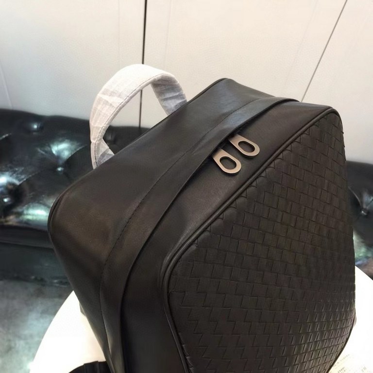 Model A807 upgraded version Bottega Veneta latest BV counter men's backpack official website synchronization using the top waxed tires cowhide feel soft and comfortable awesome counter original hardware special lining Si