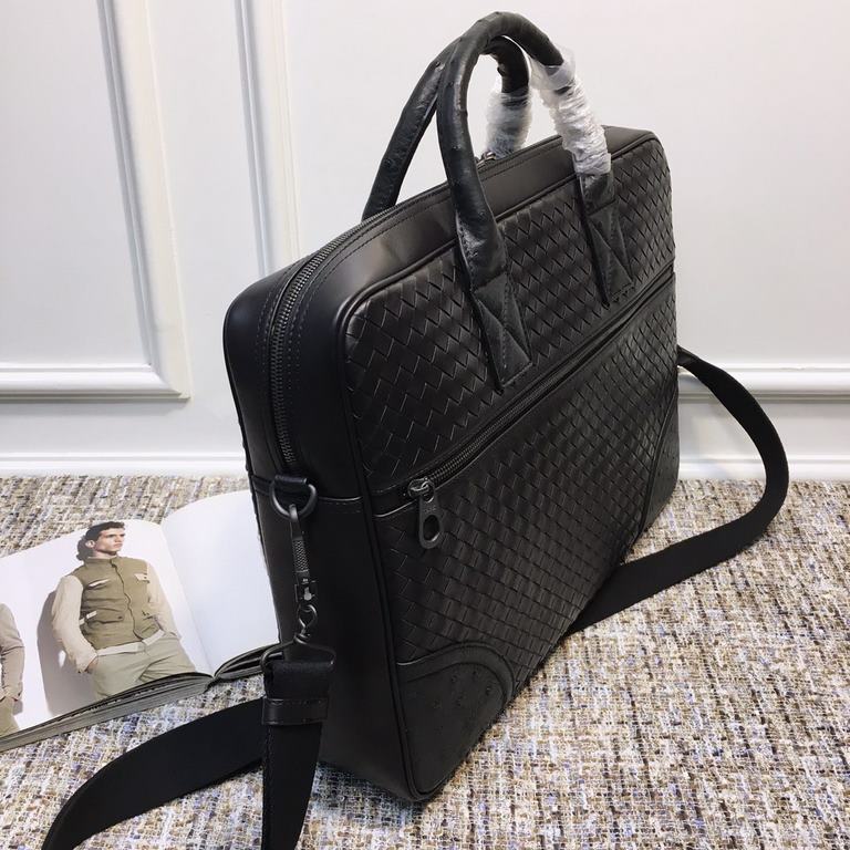 Ostrich Leather Briefcase King  This smooth fetal cowhide quilted ostrich leather briefcase features classic styling with hand-woven details and ostrich leather trim. The fiber interior comes with a double zipper head fo