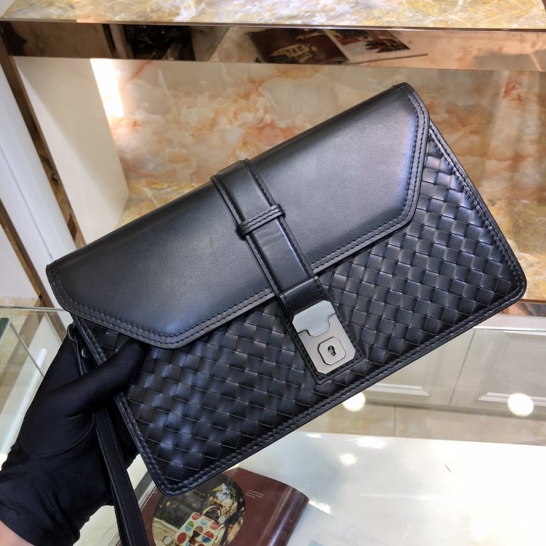 [With box] BV original single waxed tire cowhide leather handbag     1 outer zipper pocket, 1 inner zipper pocket, 2 inner insert pockets, cigarettes, cell phones can be put! The same model as the counter, high-end quali