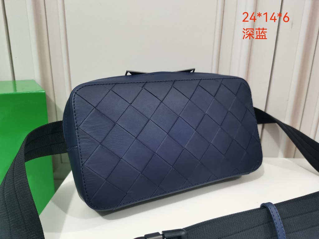 BV waxed tire leather chest bag] dark blue, 80182619   , counter models, original quality, size 24x14x6cm