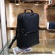 BV latest men's shoulder bag   Original single quality Official website synchronization Adopted top waxed tire cowhide leather Hand feeling awesome Counter original hardware Unique design style Perfect to the extreme Det