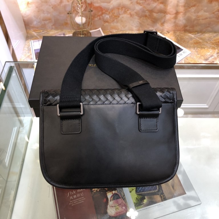 BV top official website explosion simple and generous men's crossbody bag  shoulder bag listed original single production both fashionable and casual to bring a sense of quite atmospheric appearance at the same time also