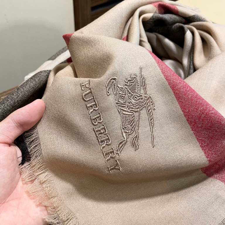 Burberry Burberry classic counter models, counter synchronization ultra-thin cashmere plaid square scarf spot seconds Wardrobe essential classic models VI   recommended!!! Early fall classic barber cashmere barber square