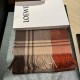 Loewe [Men's and Women's Scarves] Rage to keep for yourself, a rare high-end men's style! Family benefits! Burberry very positive men's scarf ~ fabric big love, very soft and delicate comfortable, light water ripple! Atm