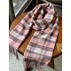 Burberry burberry counter grade classic cashmere plaid scarf! The true fragrance series must be recommended! Counter the latest quality, the current counter are replaced with pure handmade four corners sewing white label