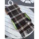 Barberry plaid latest model   100% apex lambswool material   very warm   soft and skin-friendly, do not tie the neck  classic Barberry plaid design  universal couple models for both men and women   size 32192cm  unisex m