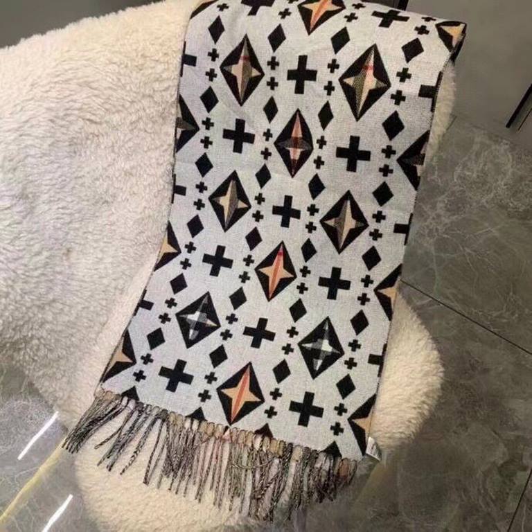 Burberry - Burberry new product Geometric cashmere jacquard scarf, the quality of the hand feel is too good to be true!   high cutting-edge product   absolutely screaming quality   top design models of fashionable big br