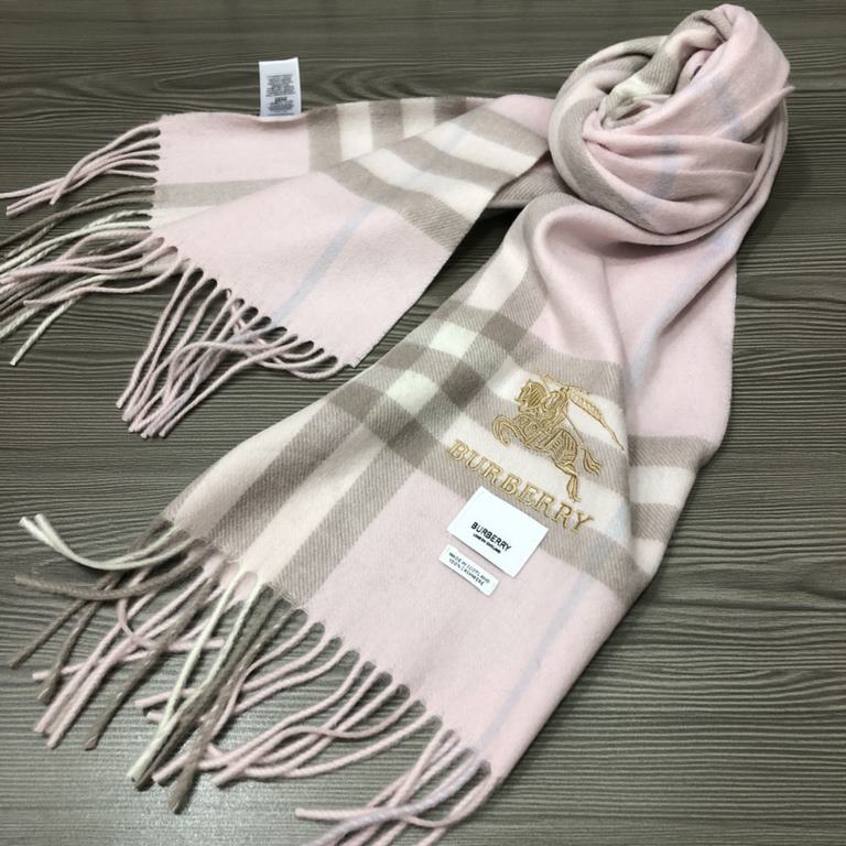 Burberry - Burberry   rage to push the volume of explosive models   classic war horse plaid scarf   heavy recommended   100% lambswool   very warm   soft and skin-friendly, do not tie the neck   10,000 years of the class