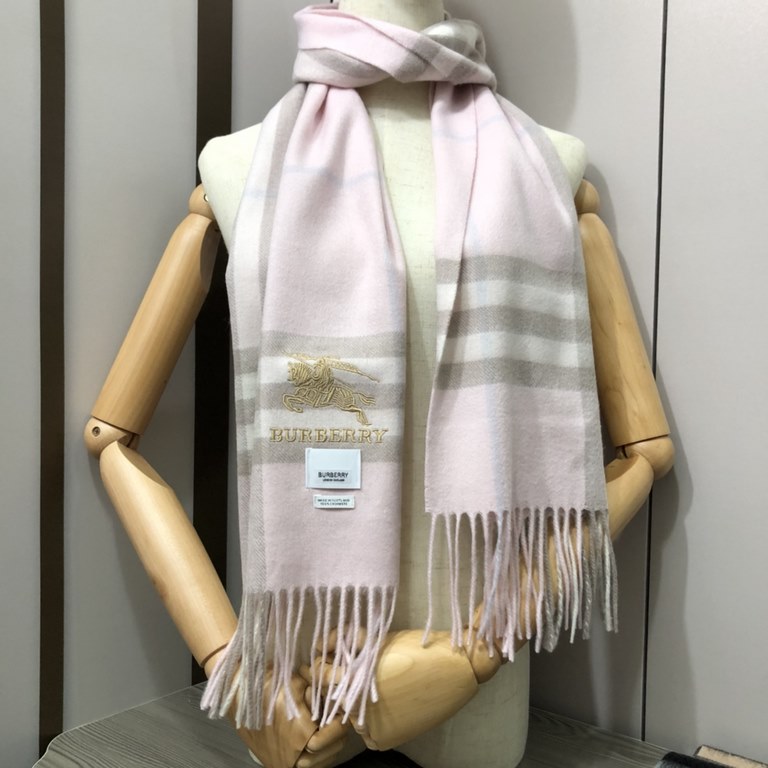 Burberry - Burberry   rage to push the volume of explosive models   classic war horse plaid scarf   heavy recommended   100% lambswool   very warm   soft and skin-friendly, do not tie the neck   10,000 years of the class