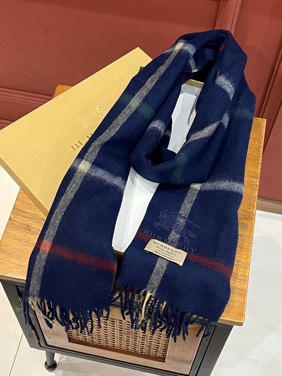 Barberry classic models cashmere plaid quality feel good to not  100% cashmere   high cutting-edge products   absolutely screaming quality   top design models of fashion big brands ... Classic plaid with fashion color bl