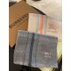 Highly recommended!!! Premium cozy chic vibe, take it if you believe me! Burberry this touch the heart of the soft scarf, can not imitate the color and temperament!!!! Scarf light and shadow will also have a very beautif