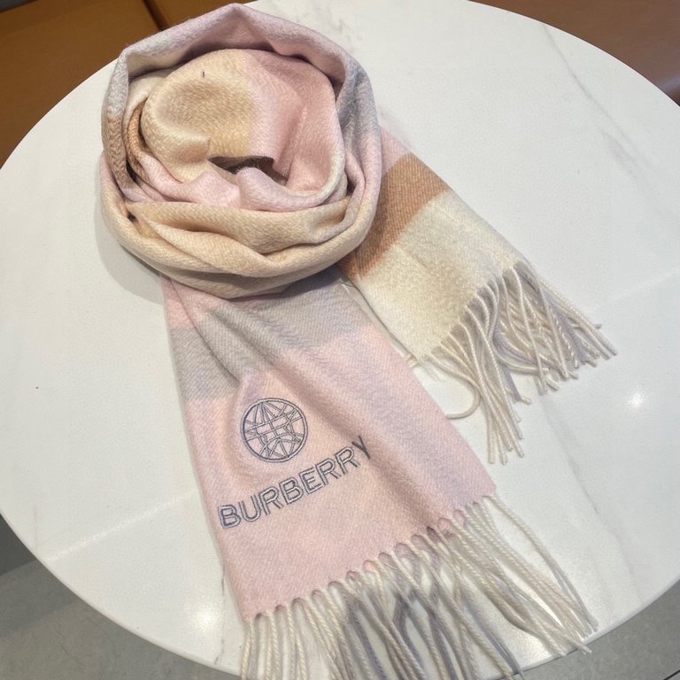 Burberry - Burberry new heavyweight water wave pattern cashmere scarf   beautiful couple models, really high-end Level, heavyweight superb   proper family members welfare   our quality is really absolute, or the same bul