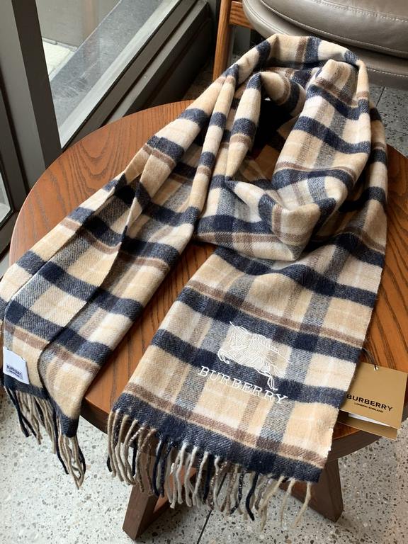 Burberry burberry counter grade classic cashmere plaid scarf! The true fragrance series must be recommended! Counter the latest quality, the current counter are replaced with pure handmade four corners sewing white label