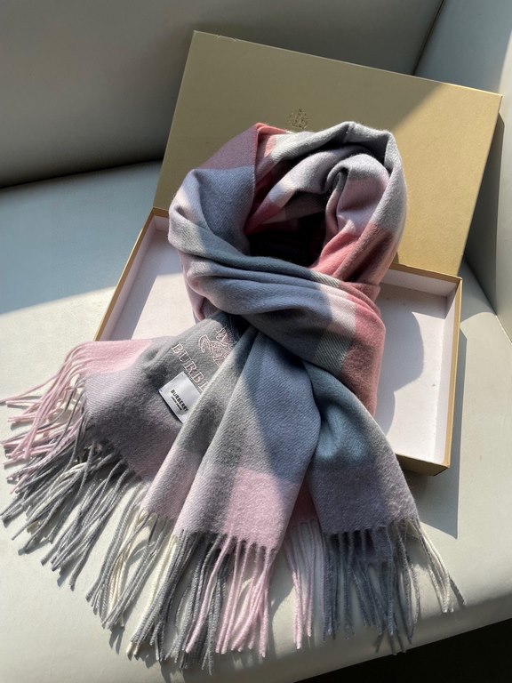 . Burberry men's and women's same shawl new  cashmere classic plaid   scarf   high cutting-edge product  , classic logo embroidery, fashion big brand's top design models   get your hands on it you'll understand the quali