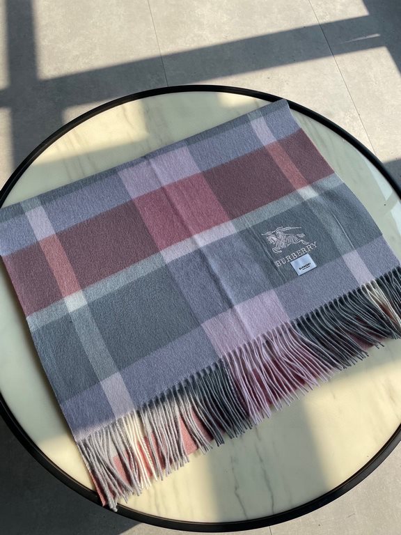 . Burberry men's and women's same shawl new  cashmere classic plaid   scarf   high cutting-edge product  , classic logo embroidery, fashion big brand's top design models   get your hands on it you'll understand the quali