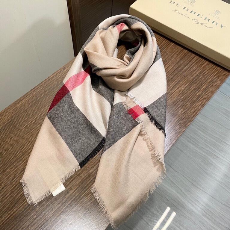 Burberry Burberry classic counter models, counter synchronization ultra-thin cashmere plaid square scarf spot seconds Closet essential classic models VIP recommended!!!! Early fall classic barber cashmere barber square s