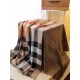 .Burberry [Welsh Check Large Shawl] Lightweight scarf crafted in Italy from checkered cashmere, adorned with a Prince of Wales check pattern on the reverse; embellished with tassel detailing at the edges.Product Details2