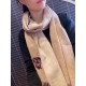 Burberry - Burberry   absolute family benefits  double weaving two sides of different colors, a scarf two styles, high degree of craftsmanship locking edge, very special design ~ the classic TB system logo to the Chinese