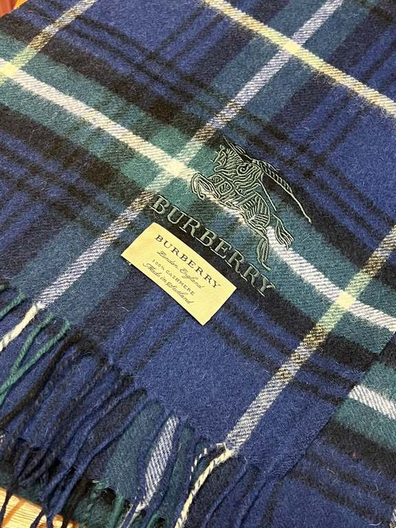 Barberry classic models cashmere plaid quality feel good to not  100% cashmere   high cutting-edge products   absolutely screaming quality   top design models of fashion big brands ... Classic plaid with fashion color bl