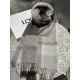 Loewe [Men's and Women's Scarves] Rage to keep for yourself, a rare high-end men's style! Family benefits! Burberry very positive men's scarf ~ fabric big love, very soft and delicate comfortable, light water ripple! Atm