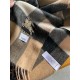 Never outdated Burberry plaid perpetual models, bbr war horse embroidery  Classic [large plaid gold thread shawl] quality feel good to the point of no return  100% lambswool  Highly cutting-edge product  Absolutely screa