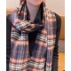 Burberry British style collection models double-sided scarf   [HK foreign trade tail - this is called the real family benefits]   This cashmere scarf fabric is very satisfied ~ feel really good to no   cold winter affixe