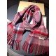 Burberry High-quality imported cashmere letters logo embroidered scarf surprise shelves Overseas counter latest men and women couples cashmere scarf domestic counter are not on the shelves from the style to the fabric ar