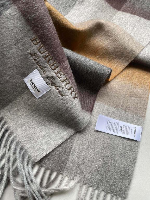 Burberry High-quality imported cashmere letters logo embroidered scarf surprise shelves Overseas counter latest men and women couples cashmere scarf domestic counter are not on the shelves from the style to the fabric ar