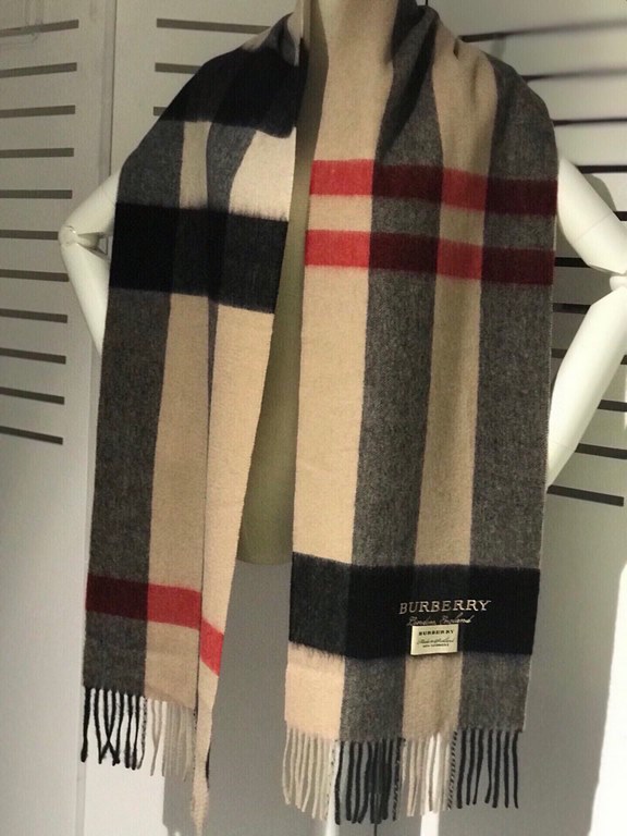 Price Burberry High-quality imported cashmere letters logo embroidered scarf surprise on the shelves of overseas counters latest men and women couple cashmere scarf domestic counters have not been on the shelves from the