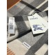 Price   heavy recommended   Burberry New - couple models cashmere scarf   perfect selection of superior cashmere fibers, time-consuming and labor-intensive, and then soaked in clear spring water polyester, so that cashme