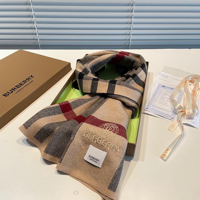 vip recommended Barberry 2022 counter the latest models Tb scarf [top cashmere scarf]   burst models Oh    physical genuinely beautiful   knitted scarf with a fine logo embroidery     the entire scarf color collocation i