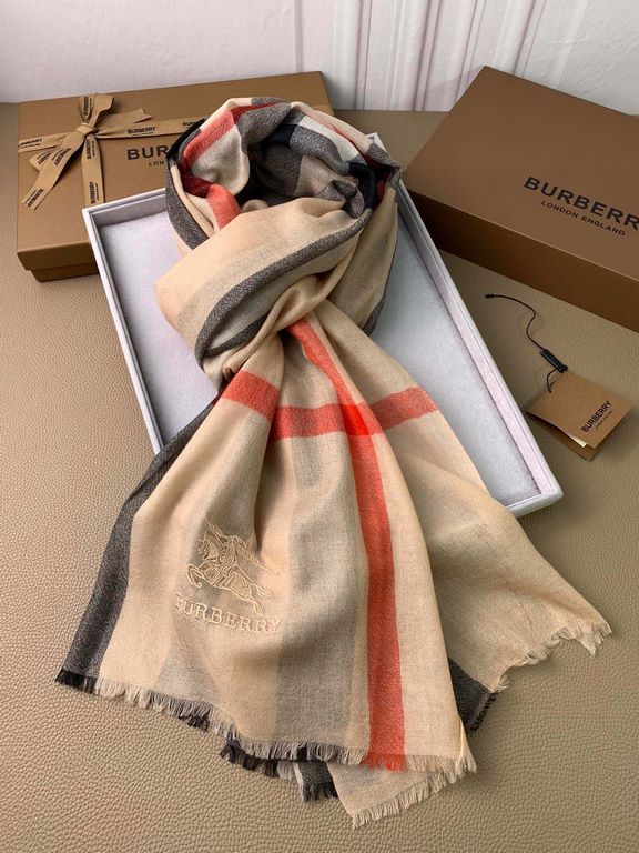 Burberry.[Aqua cashmere four side whiskers 300 count ultra-thin cashmere large plaid] royal big B counter goods! Super beautiful and super thin four side whiskers boutique! Come to take you to see the counter when the ex