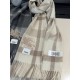 Barberry [Men's and Women's Scarves] Rage to keep for yourself, a rare high-end men's model! Family benefits! Burberry very positive men's scarf ~ fabric big love, very soft and delicate comfortable, light water ripple! 