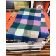 Price on the new   Burberry 2023 latest models of unisex couples models   cashmere material   very warm   soft skin-friendly, do not tie the neck   the classic Burberry plaid design     size 32  180cm   unisex men and wo