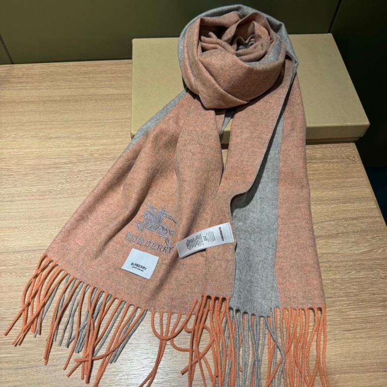 Barberry [Men's and Women's Scarves] Rage to keep for yourself, a rare high-end men's model! Family benefits! Burberry very positive men's scarf ~ fabric big love, very soft and delicate comfortable, light water ripple! 