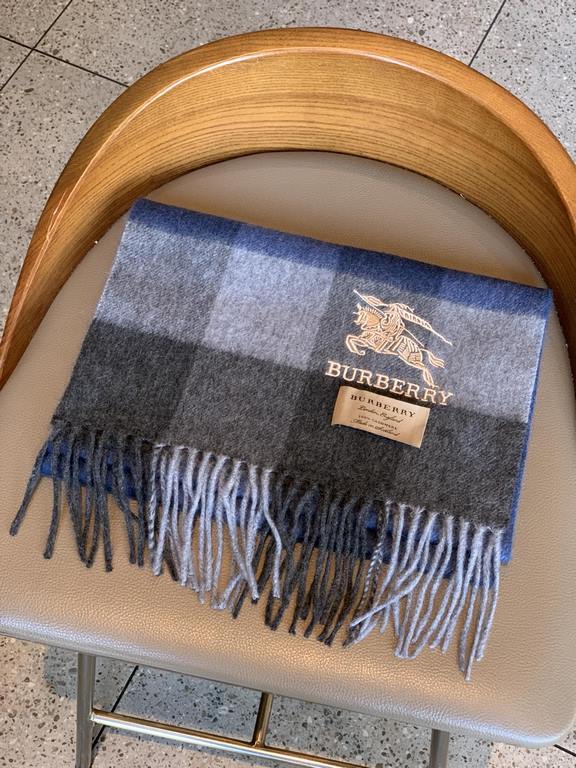 Price Burberry latest men's two-color pure cashmere scarf   our men's scarf and buy and cherish ~~~ men's models are really very few, only a few models a year, are export orders so it is more difficult to meet. Men's stu