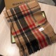 The Burberry Bur cashmere plaid looks crazy good, so stylish and glamorous!!!! Very svelte and stylish fallwinter piece! Really like it, very Classical men's design. Men's stuff less and more! ! 100% cashmere, the feel i