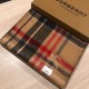 The Burberry Bur cashmere plaid looks crazy good, so stylish and glamorous!!!! Very svelte and stylish fallwinter piece! Really like it, very Classical men's design. Men's stuff less and more! ! 100% cashmere, the feel i