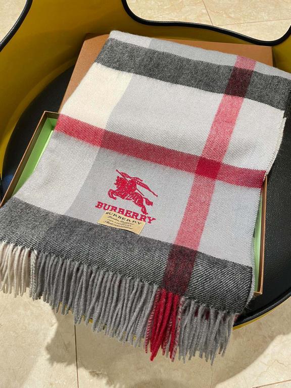 Price Burberry new men's and women's same shawl  cashmere classic plaid   scarf   high cutting-edge product  , classic logo embroidery, fashion big brand's top design models   get your hands on it and you'll understand t