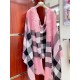 Highlight!!! Premium cozy chic temperament, trust me just take it!!! this soft scarf from Burberry that touches the heart, inimitable color and temperament!!!! Scarf light and shadow will also have a very beautiful speci