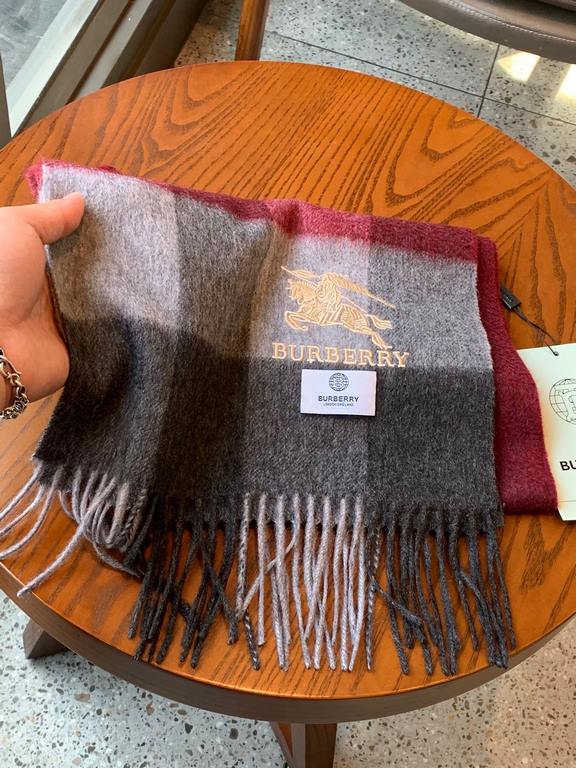 Burberry latest men's two-color pure cashmere scarf   our men's scarf and buy and cherish ~~~ men's models are really few and far between, only a few models a year, are export orders so it is more difficult to meet. Men'