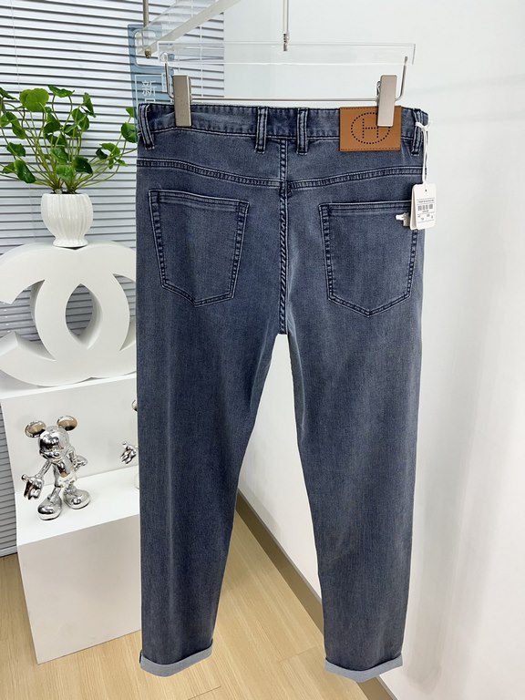 Hermes (Hermès) explosive custom 23s spring and summer new jeans, customized high-grade denim fabrics, wear breathable and comfortable, slightly elastic and not tight, version of the careful design and three-dimensional 