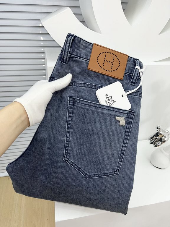 Hermes (Hermès) explosive custom 23s spring and summer new jeans, customized high-grade denim fabrics, wear breathable and comfortable, slightly elastic and not tight, version of the careful design and three-dimensional 