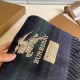 Burberry arrived the attention of the war horse embroidery standard new color all the latest official website color, the highest quality of young designers launched the latest concept, with the tonal yarn dyeing and then